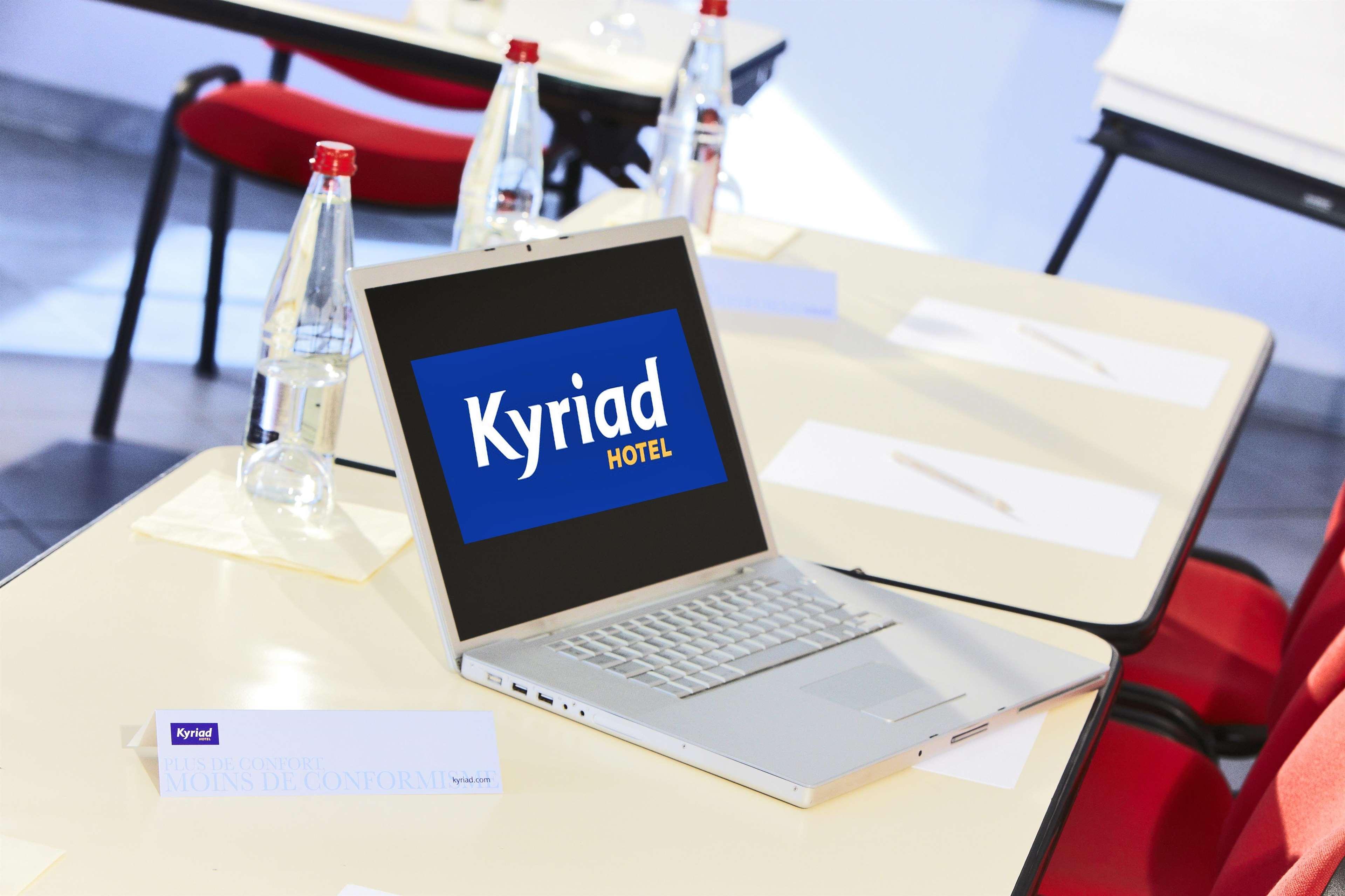 Kyriad Toulon Est Hyeres La Garde La Garde  Exterior photo